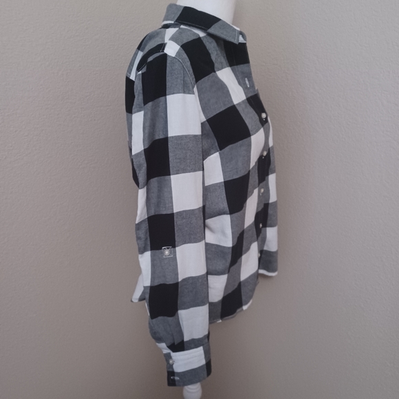 NWT Tommy Hilfiger Plaid Button Down Women's size Small - Picture 3 of 11